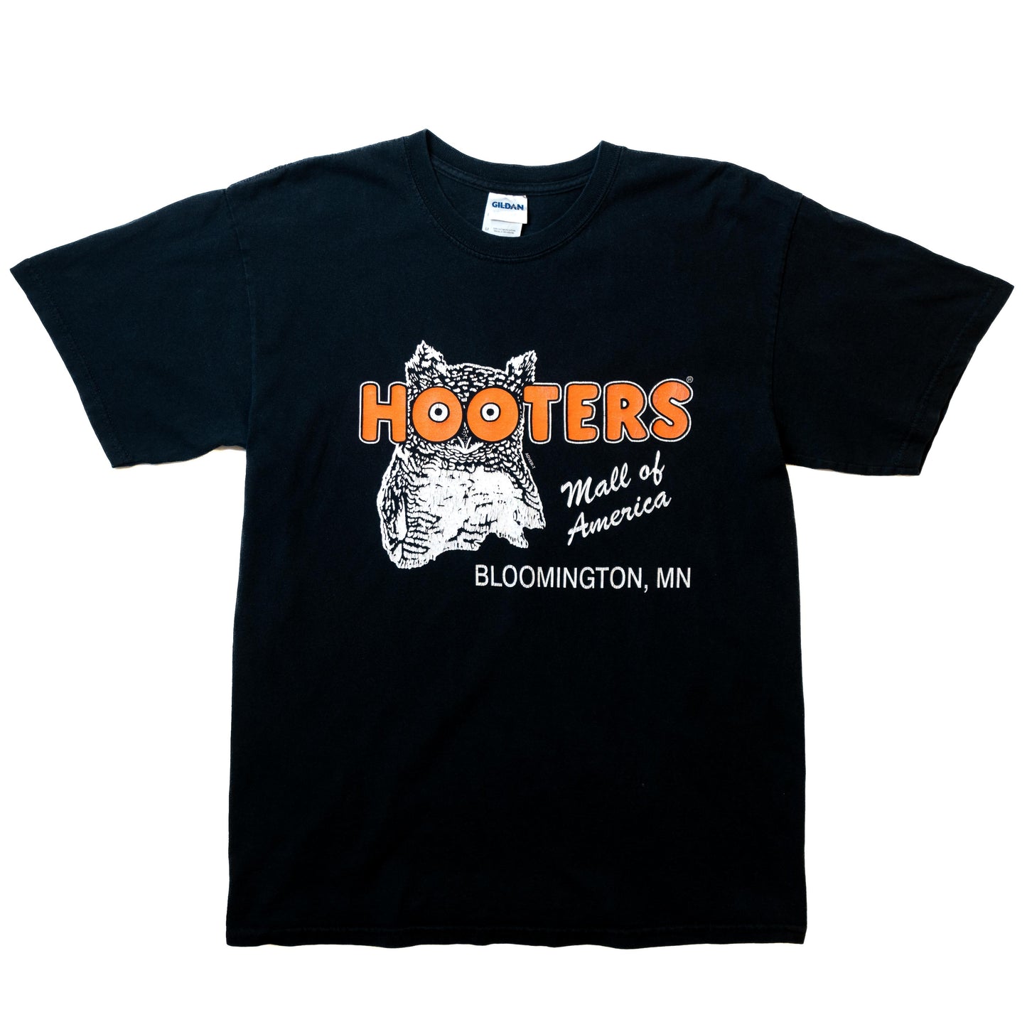 Hooters Tシャツ