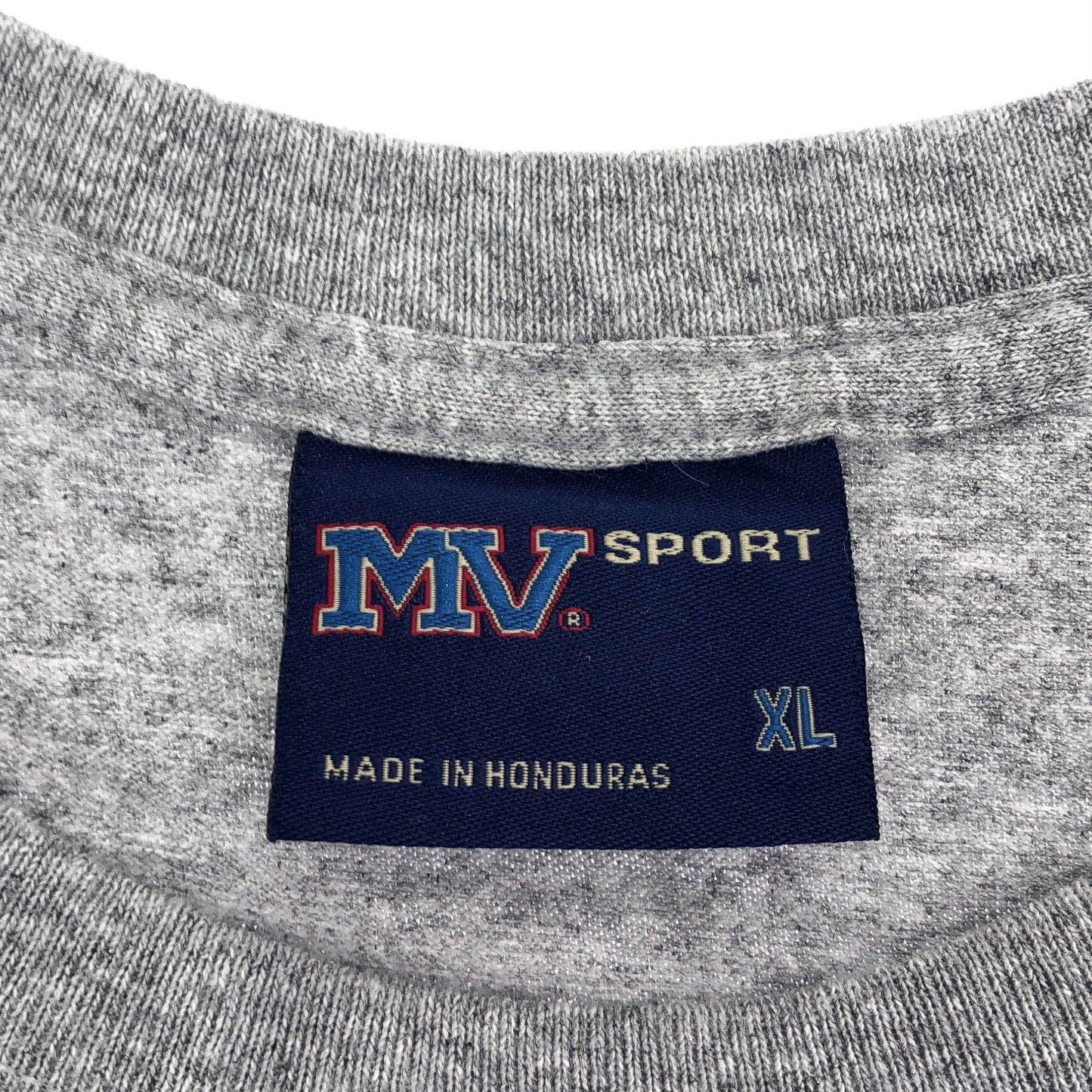 MV Sport グレー カレッジプリント Tシャツ