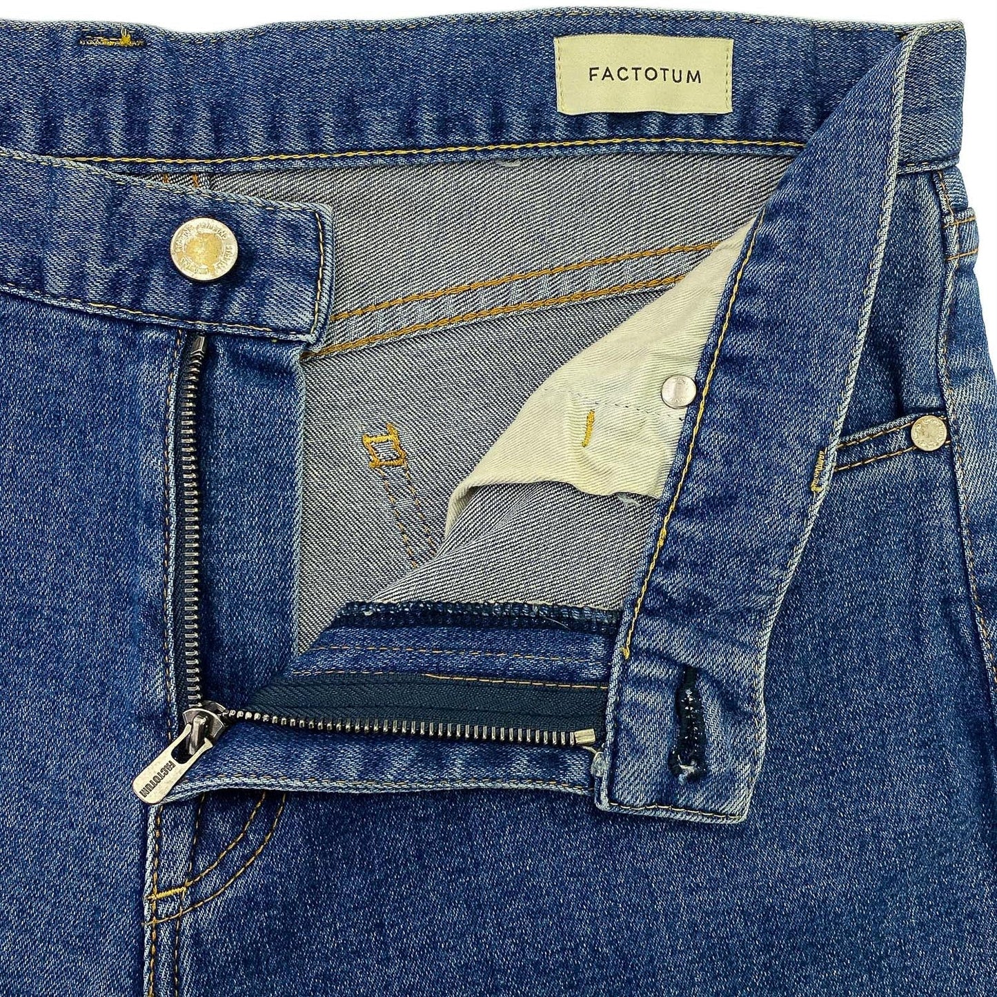 ファクトタム スリムフィット Made in Japan デニムパンツ