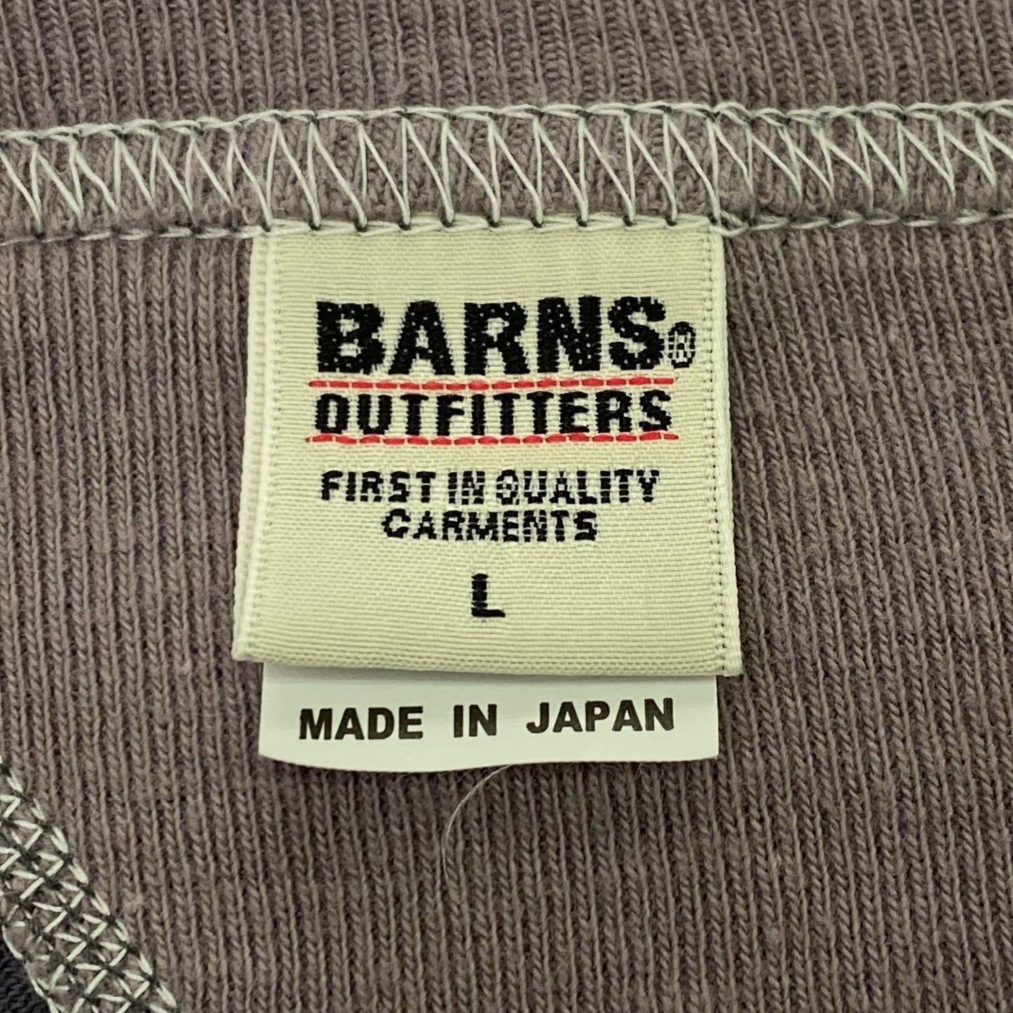 BARNS OUTFITTERS ガゼット付き MADE IN JAPAN クルーネックTシャツ