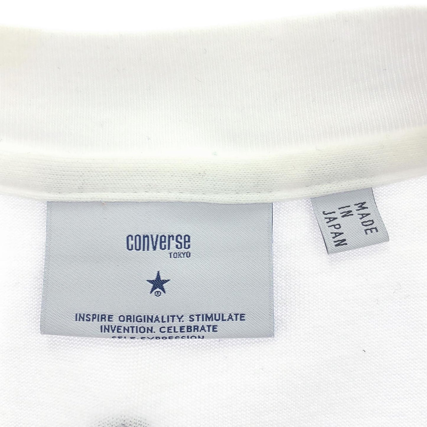 コンバーストーキョー シューレーススター Tシャツ