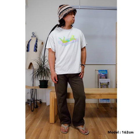ビーチガール グラフィック Tシャツ